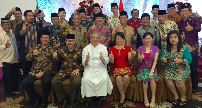 Awam Katolik Bentuk Vox Point Indonesia