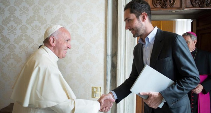 Pekan ini Paus Mulai Eksis di Instagram