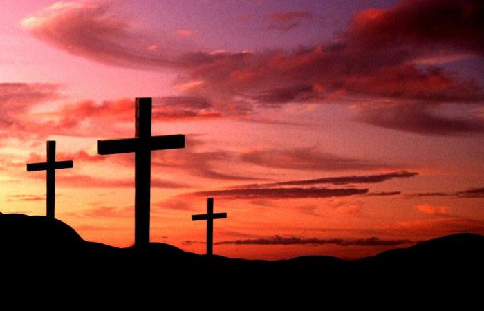 Paskah, Kemartiran dan Kemanusiaan