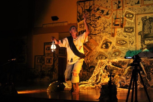 Jelang Paskah, Frater di Ledalero Pentaskan Teater ‘Kotbah’