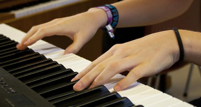 Siswa SD Katolik Asal Ende Bakal Ikut Pertunjukan Seni di AS