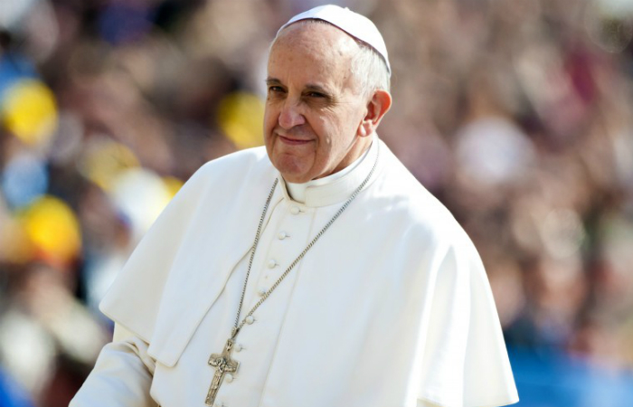 Bawa 12 Orang Pengungsi ke Vatikan, Ini Harapan Paus Fransiskus