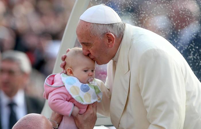 Ini 10 Inti Seruan Paus dalam Amoris Laetitia