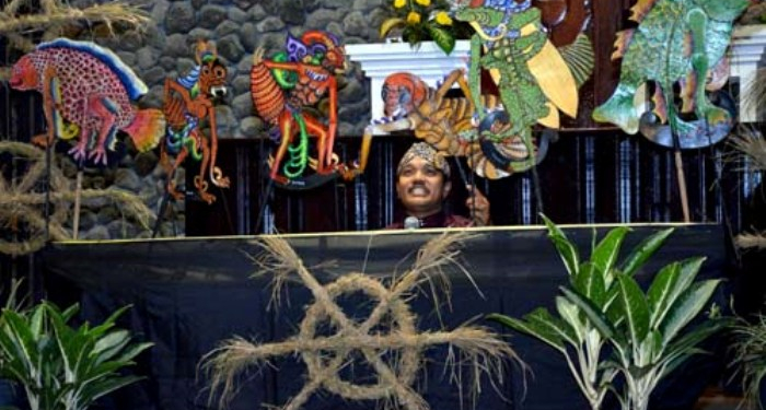 Pentas Wayang di Temu Nasional Karya Misioner