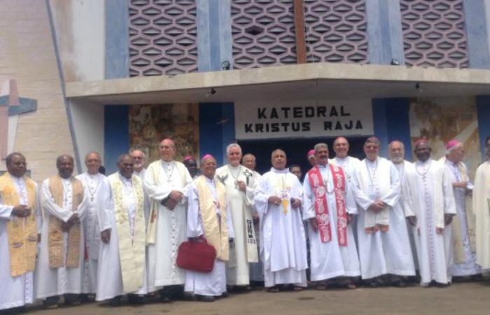 Para Uskup dari PNG dan Kepulauan Salamon Kunjungi Papua