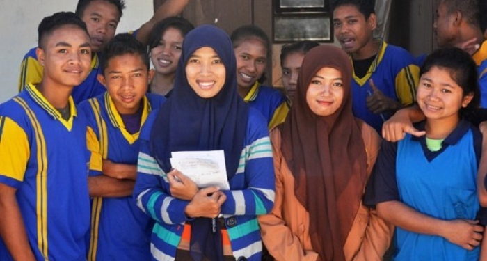 Guru Muslim Ini Jalani Masa Puasa di Kampung Katolik