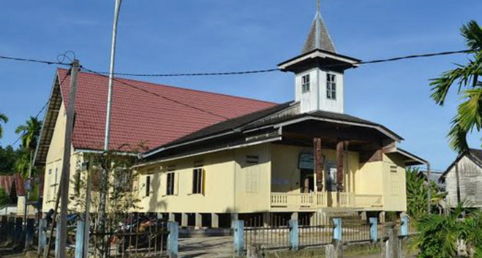 Kisah Singkat Gereja Laham yang Sudah Berusia 109 Tahun