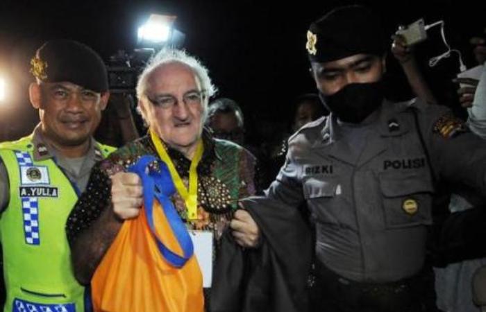 Romo Carolus OMI Dampingi Terpidana Mati