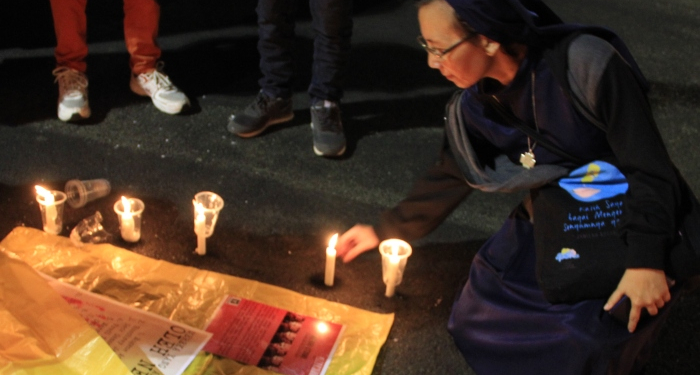 Suster dan Aktivis Berdoa Untuk Terpidana Mati