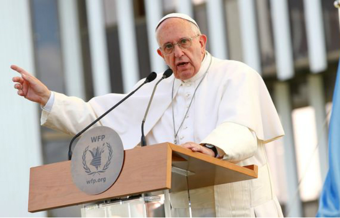 Paus Fransiskus Kecam Pembunuhan Pastor Hamel di Perancis