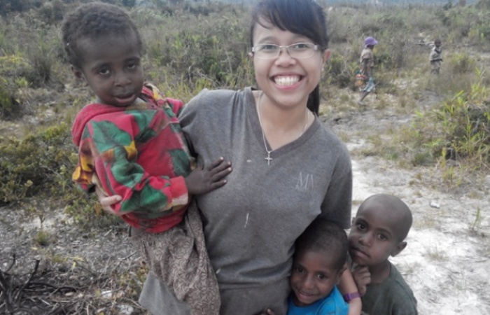 Antonia Rahayu Rosaria Wibowo: Mengajar Sambil Menjelajah Negeri