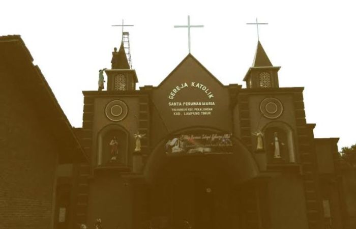 Bupati dan Uskup di Lampung Resmikan Gereja