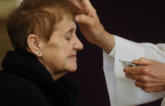 Komisi Studi Diakon Perempuan, Apa Tugas Mereka?