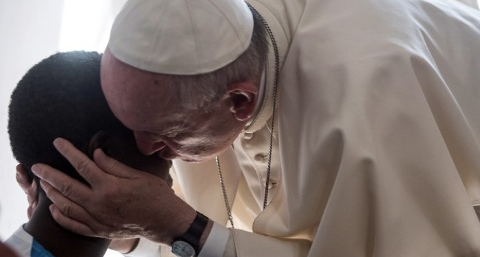 Paus Buat Kejutan dengan Mengunjungi Mantan Pekerja Seks