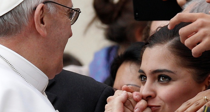 Memikirkan Kembali Peran Perempuan dalam Gereja Katolik