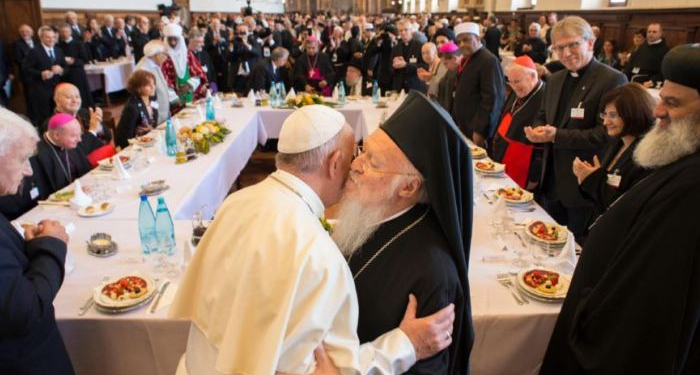 Bertemu di Assisi, Paus Fransiskus Minta Pemimpin Agama Bangun Perdamaian