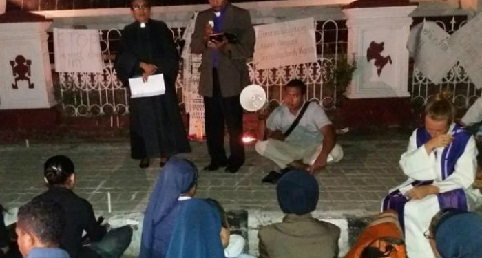 Kenang TKI Asal NTT yang Meninggal, Pastor dan Pendeta Gelar Doa Bersama