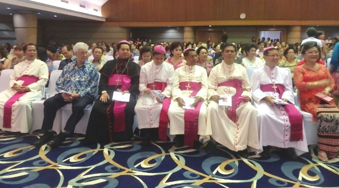 Kelompok Doa Elisabet Ministry Rayakan HUT ke-35