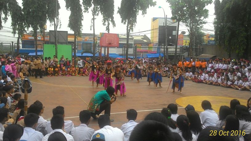 Peringati Hari Sumpah Pemuda, Murid di Strada Budi Luhur Bekasi Gelar Pentas Seni
