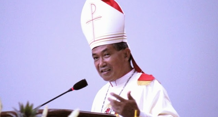 HUT k-67 Uskup Pontianak Disertai Acara Galang Dana Bangun Gereja