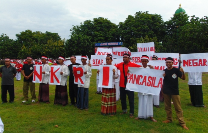 Ribuan Warga Klaten Ikuti Apel Gerakan Nasional Nusantara Bersatu