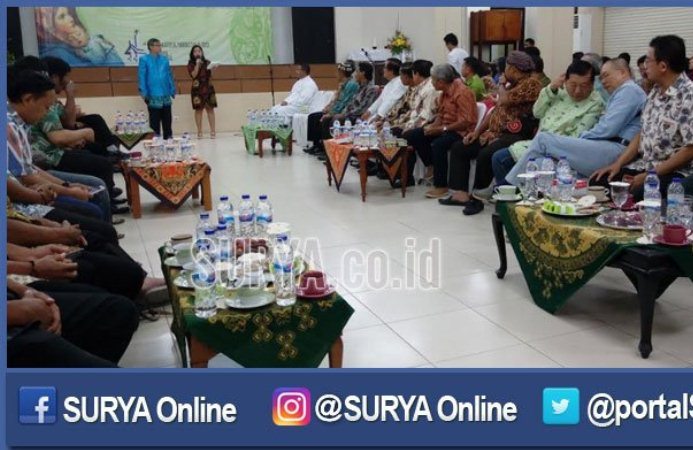 Umat Paroki Salib Suci Tropodo, Sidoarjo Adakan Silaturahmi Lintas Agama