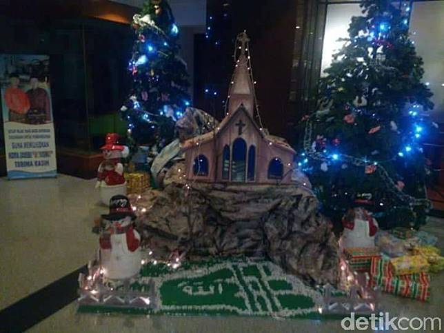 Terkait Pohon Natal yang Dihiasi Tulisan Arab Berlafaz Allah, Ini Motif Pelaku