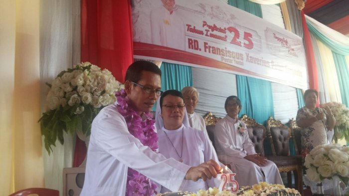 Pastor Fransiskus Xaverius Putut Hariyanto MSC Rayakan 25 Tahun Imamatnya