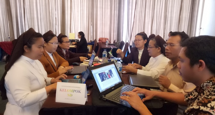 Kongregasi SFD Sedang Rampungkan Buku Pendidikan Karakter