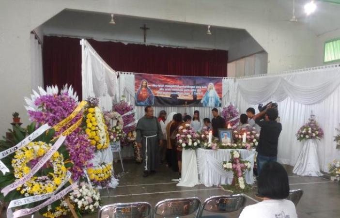 Romo Vincent Le Baron Wafat, Umat Paroki Tanjung Karang Berduka