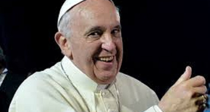 Paus Fransiskus Sediakan “Laundry” Gratis Untuk Tunawisma di Roma