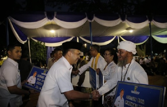 Sumbangkan Dana, Cara Gubernur Lampung Jaga Toleransi Umat Beragama