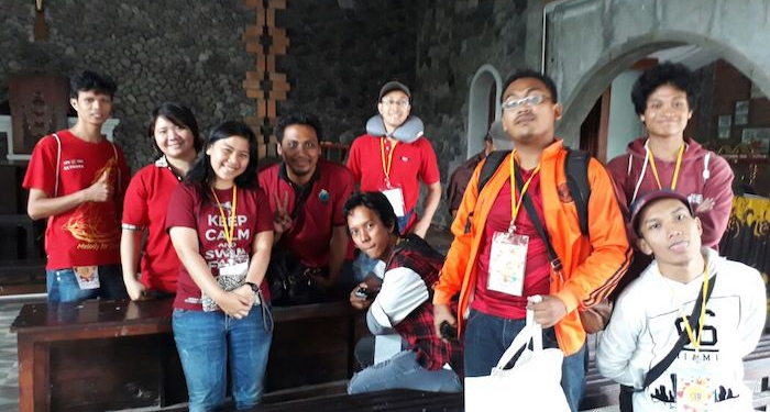 Pluralisme Tanpa Panggung, Tetapi di Gubug