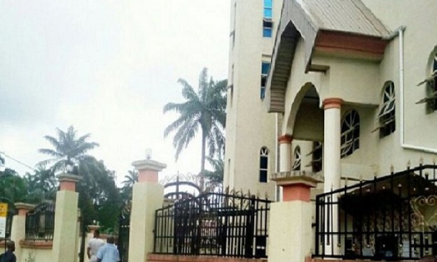 Gereja Katolik di Nigeria Diserang Orang Bersenjata