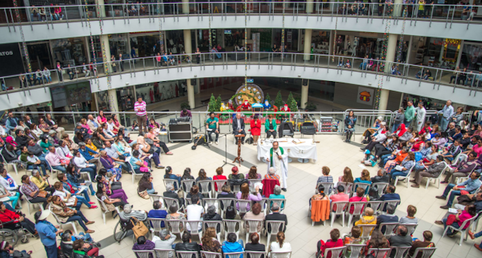 Di Kolombia, Pengakuan Dosa Diadakan di Mal