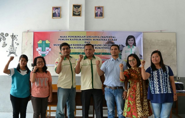 Simon Sitanggang Pimpin Pemuda Katolik Komcab Bukittinggi