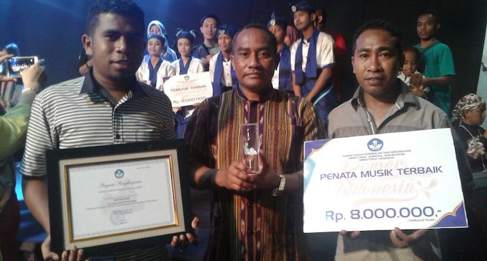 Seminari Hokeng Sabet Gelar Penata Musik Terbaik dalam Lomba Tingkat Nasional