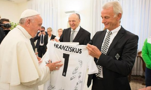 Temui Satu Tim Bundesliga-Jerman, Ini Pesan Paus Fransiskus
