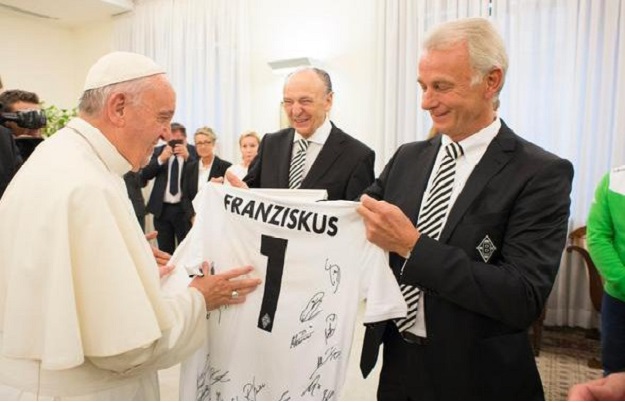 Temui Satu Tim Bundesliga-Jerman, Ini Pesan Paus Fransiskus