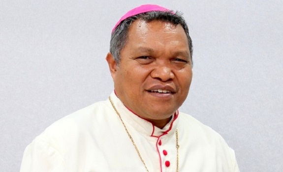 Uskup Ruteng Resmi Mengundurkan Diri   