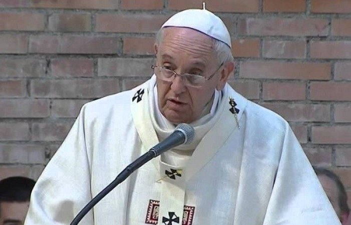 Paus Fransiskus: Media Membuat Citra Imigran Jadi Buruk