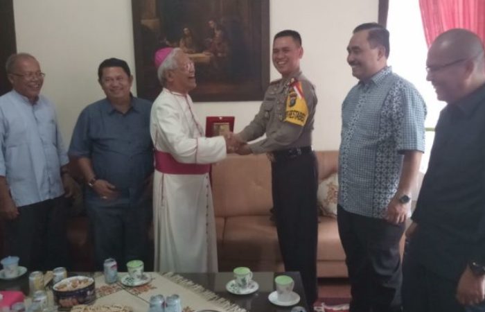 Uskup Sinaga: Umat Katolik Menganggap Semua Kalangan Sebagai Kawan