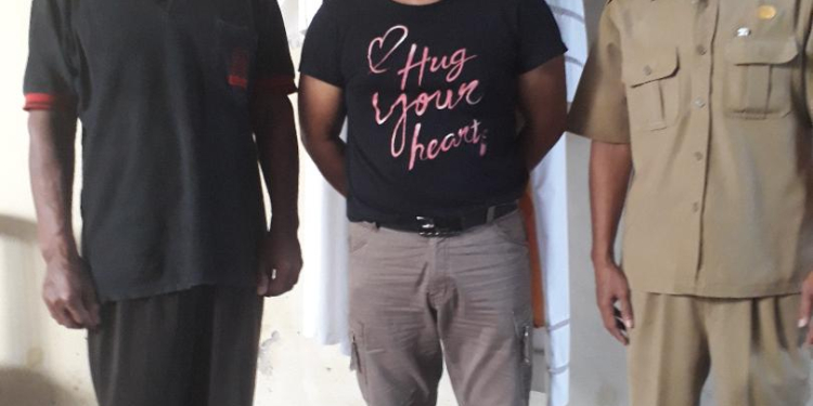 Buah Doa Sang Koster Saat Membersihkan Debu Kaki Para Pendoa