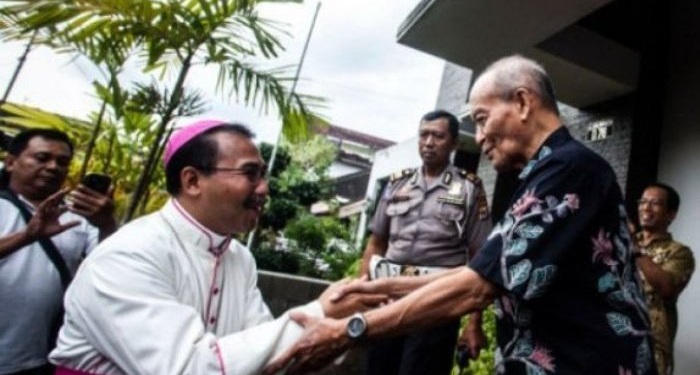 Mgr Robertus Rubiyatmoko Kunjungi Buya Syafii Maarif