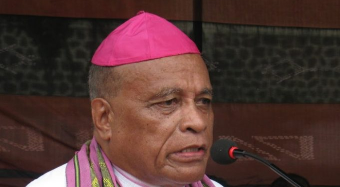 Mgr Frans Kopong Harapkan St Ignatius Waibalun Jadi  Barometer di Keuskupannya