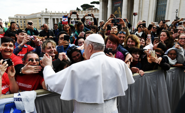 Paus: Jangan Paksa Kaum Muda Masuk Seminari, Biarkan Mereka Menemukan Sendiri Jalan Panggilan