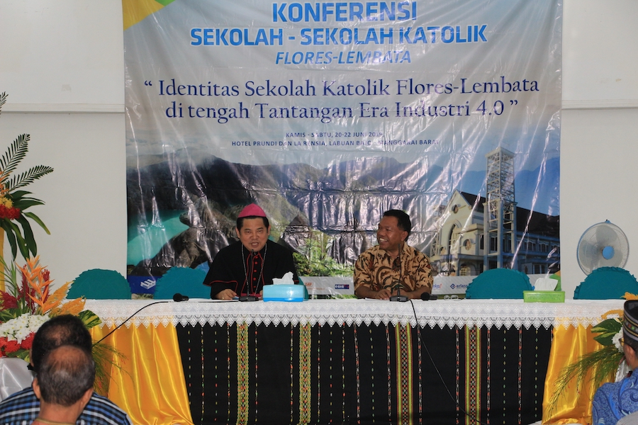 Empat Keuskupan di Flores Gelar Konferensi Tentang Pendidikan