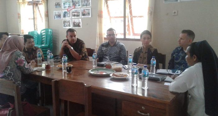 Suster Aktivis Perempuan di Labuan Bajo Dikunjungi Perwakilan Kedutaan Amerika