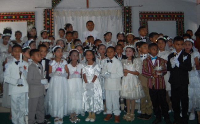 Pesan Imam di Keuskupan Ruteng untuk Orangtua Penerima Komuni Pertama: Jangan Hanya Suruh Anak ke Gereja