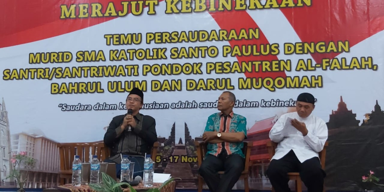 Rajut Keakraban, Santri dan Pelajar Katolik di Jember Gelar Kegiatan Bersama